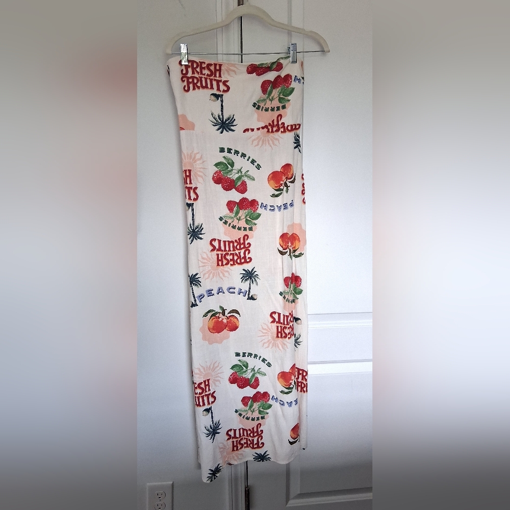 💥MOVING SALE MAKE OFFER Paper Heart Linen Blend Fresh Fruit Dress